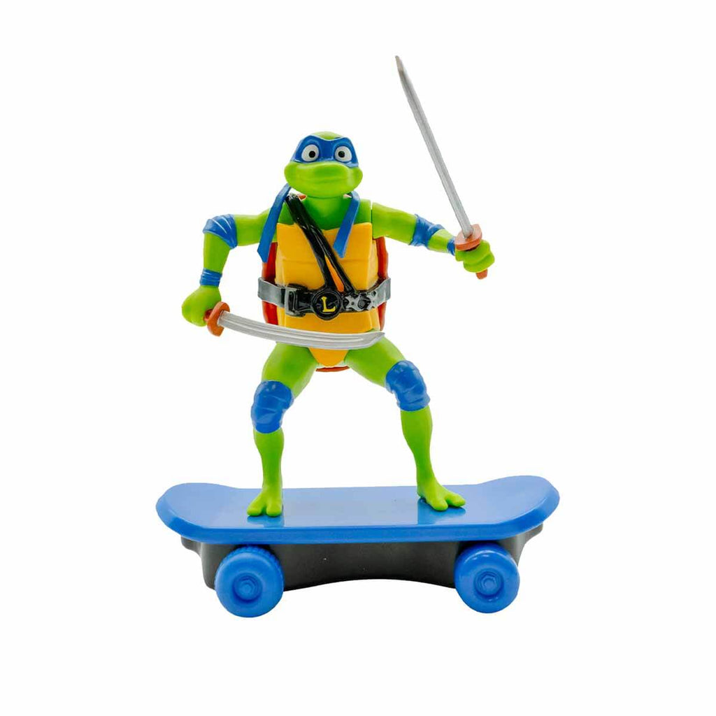 Teenage Mutant Ninja Turtles Mutant Mayhem Sewer Shredders LEO Figürü | Kaykaylı Çek Bırak Oyuncak 71055 (Kopya)