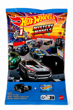 Hot Wheels Mystery Models Sürpriz Oyuncak Araba + Sticker | Mattel NO:1