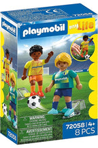 Playmobil My Life 72058 Futbolcu Figürleri 8 Parça | 2 Futbolcu ve Top Aksesuarlı Oyun Seti